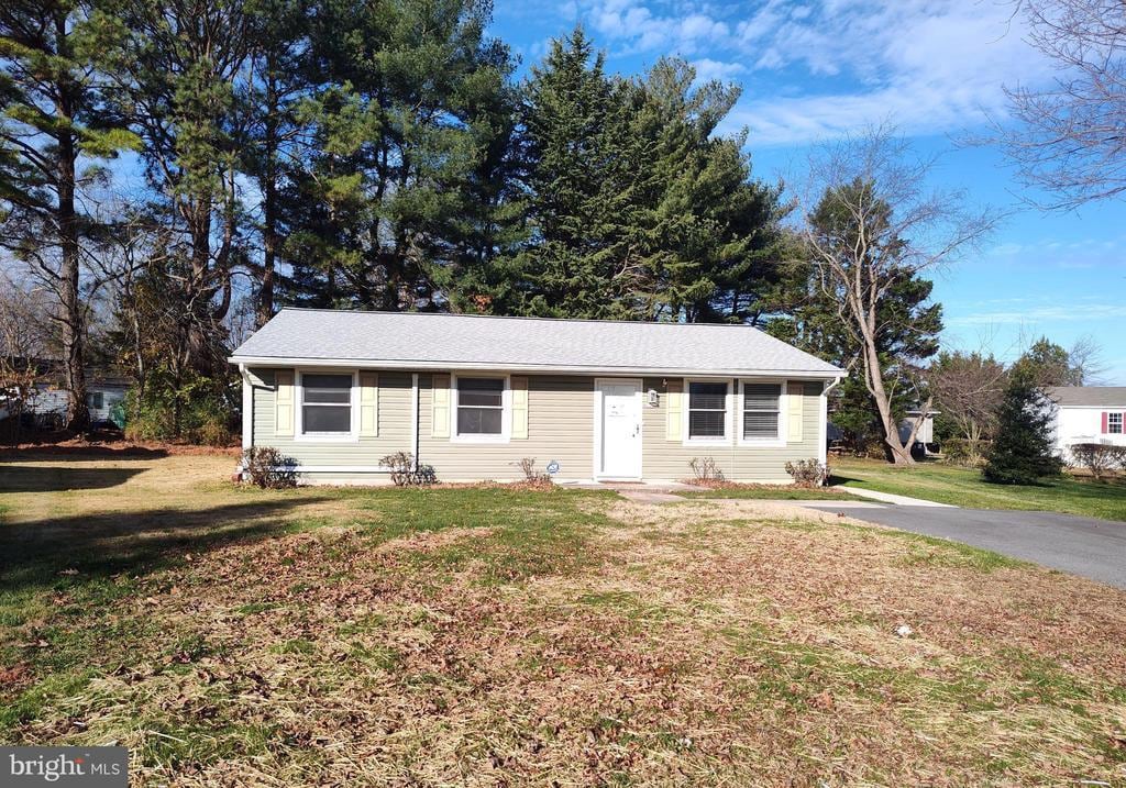 Foto principal - 8566 Dyott Ct