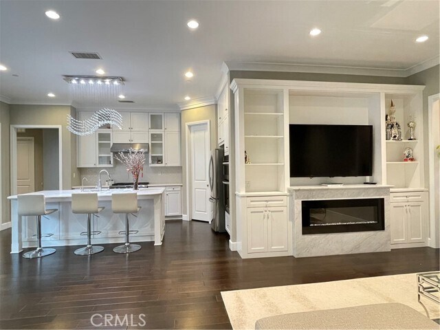 Foto del edificio - 56 Purple Jasmine