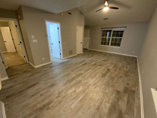 Building Photo - 3567 Prescott Dr
