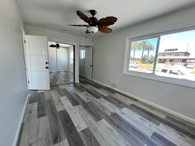 Foto del edificio - Fully renovated 4 bedroom 3 bathroom in National City!