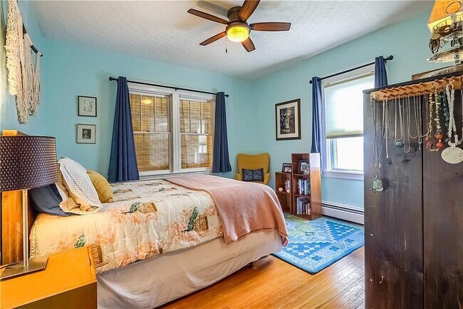 Bedroom 1 - 60 Maplewood Ave