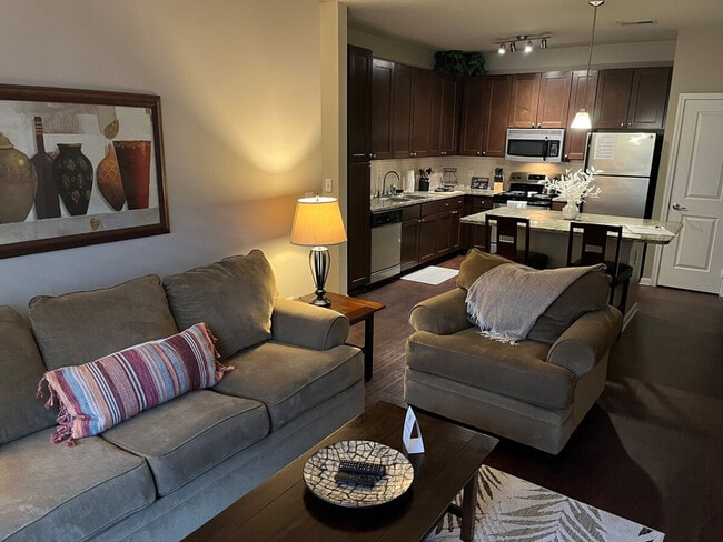 Foto del edificio - 460 Seven Farms Drive