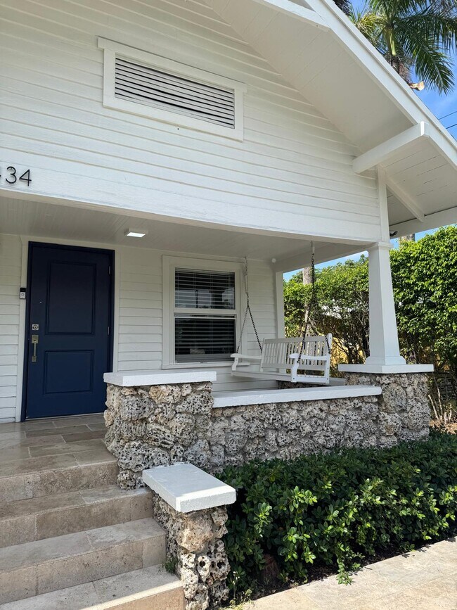 Foto del edificio - 2434 SW 15th St