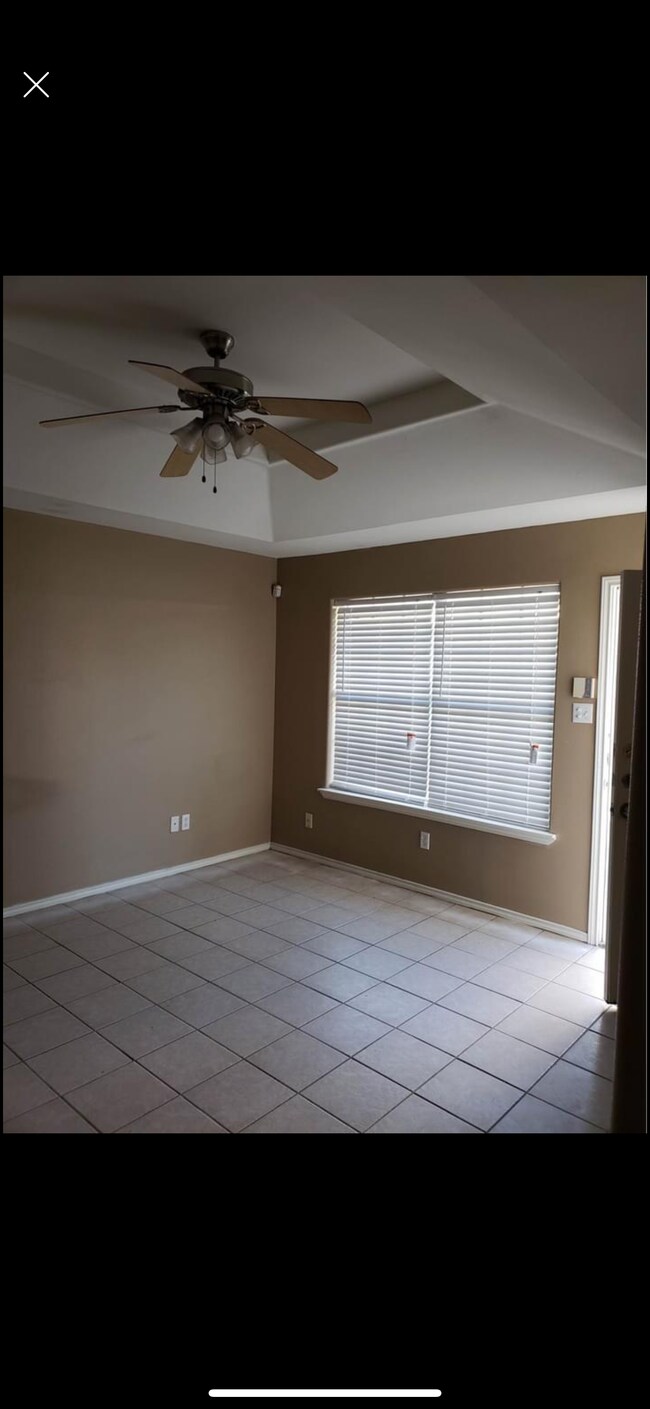 Building Photo - 1212 Prosperity Dr