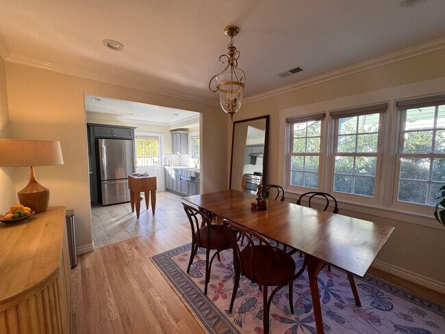 Foto del edificio - 1789 Walworth Ave