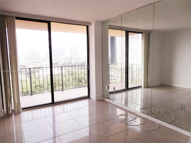 Foto del edificio - 210-174 174th St