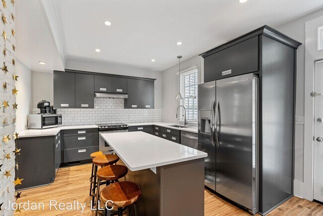Building Photo - 4 br, 3 bath House - 37 Percy Street