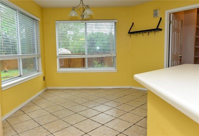 Building Photo - 3614 Windhill Loop, Round Rock, TX 78681 -...