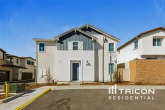 Building Photo - 28186 Dwight Dr