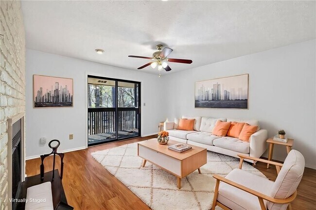 Foto del edificio - 903 Cumberland Ct SE