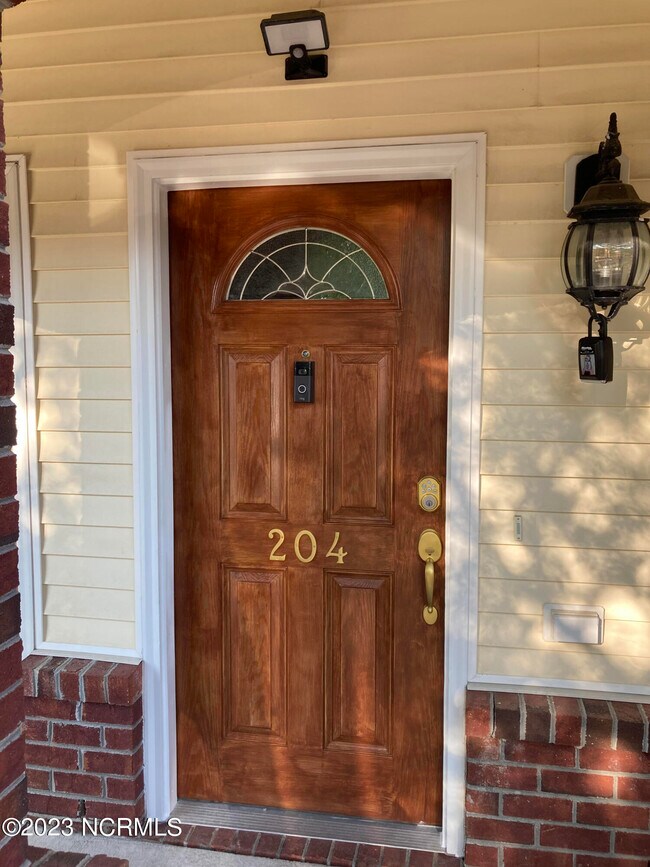 1935 Tara Ct Unit 204, Greenville, NC 27858 Condo for Rent in Greenville, NC