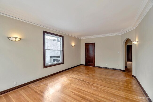 Foto del edificio - 1695 North Point St