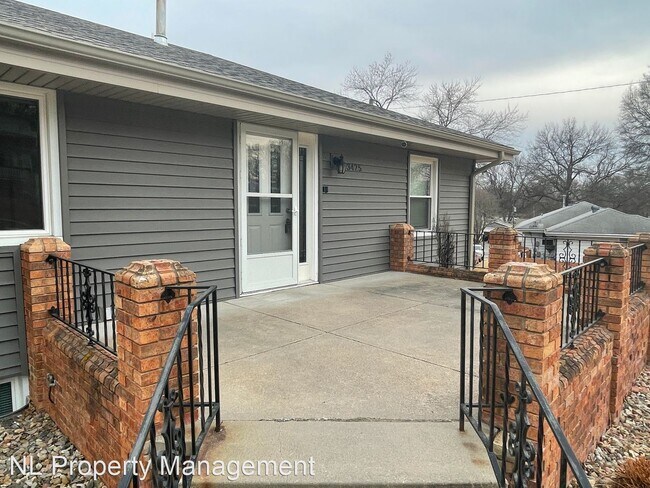 Building Photo - 3 br, 2 bath House - 3425 S 77th Street