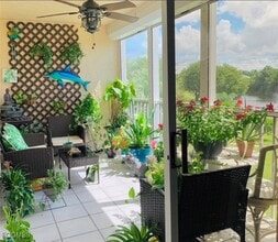 Building Photo - 340 Horse Creek Dr