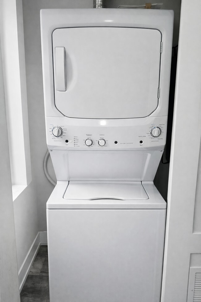 Building Photo - 3527 S Damen Ave