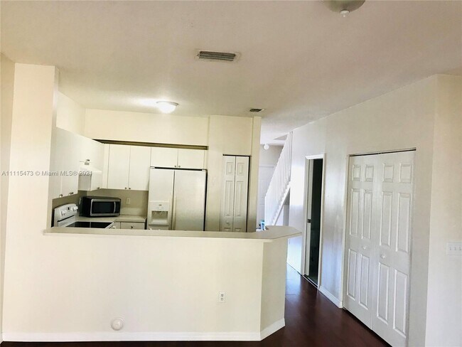 Foto del edificio - 2219 SE 25th Ave