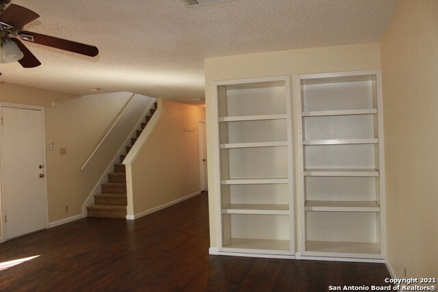 Building Photo - 5018 Kenton Trace