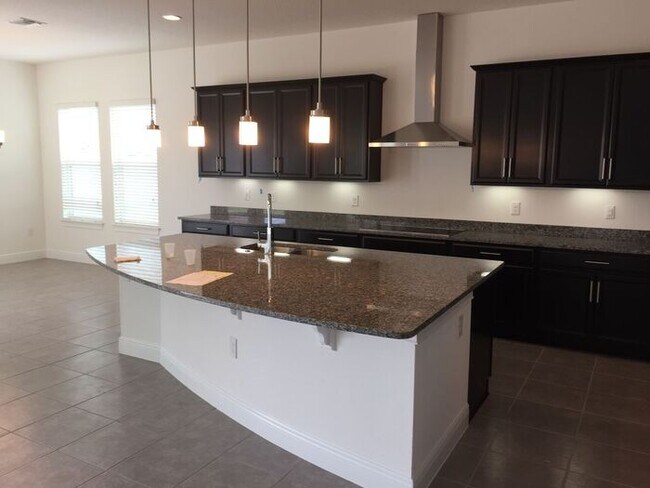 Foto del edificio - 6 bedroom/6 bath Dr. Phillips Home