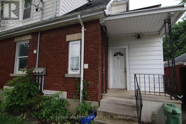 Building Photo - 226-226 High St