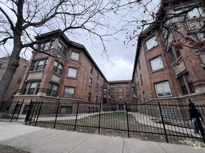 Building Photo - 3538 W Jackson Blvd