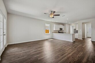 Building Photo - 10347 Red Cardinal Dr
