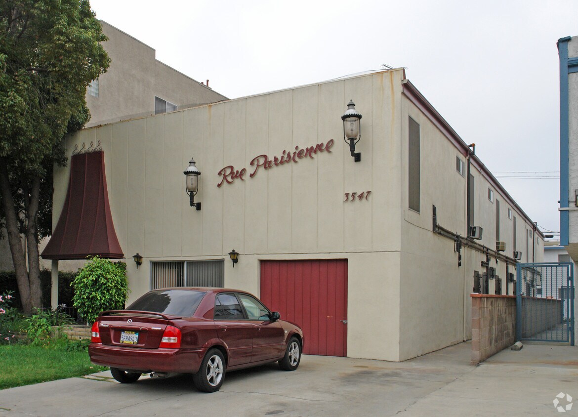 Building Photo - 3547 Clarington Ave