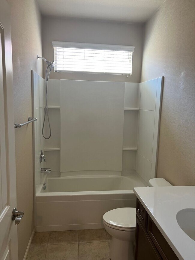 11265 Camden St, Apple Valley, CA 92308 House Rental in Apple Valley