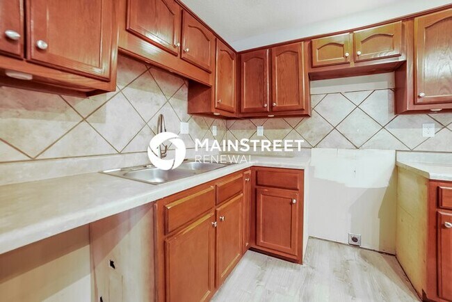 Building Photo - 3 Bedroom Pet-Friendly Home in Southaven, ...