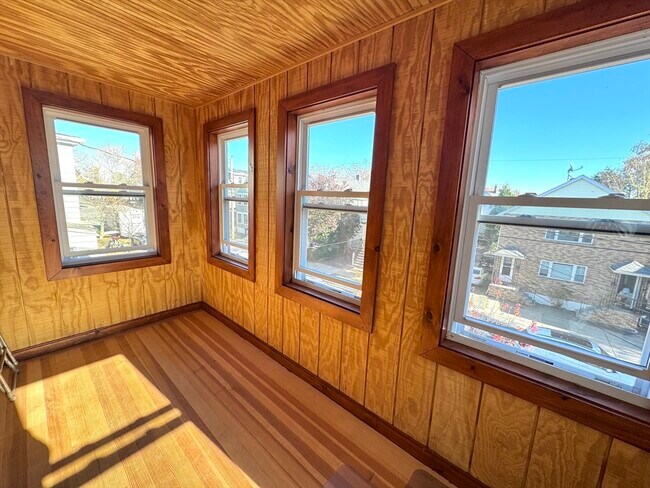 Foto del edificio - 81 Edenfield Ave