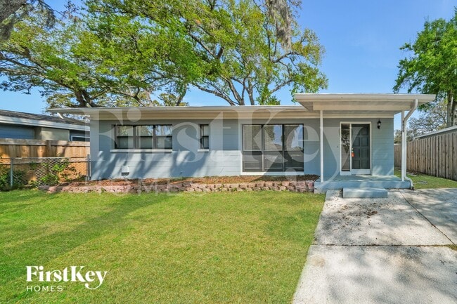 Building Photo - 8020 N Ola Ave