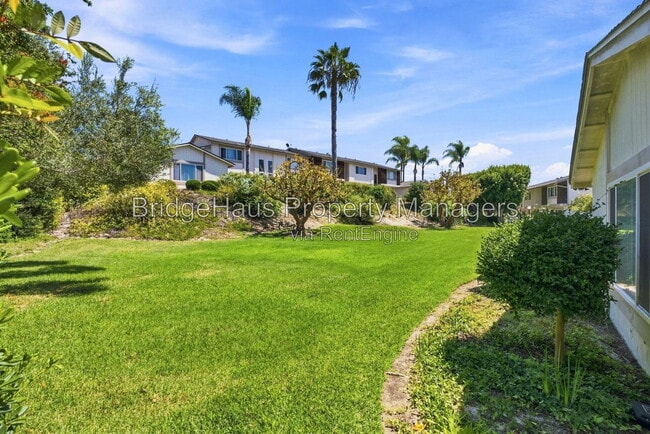Building Photo - 3550 Sandpiper Pl