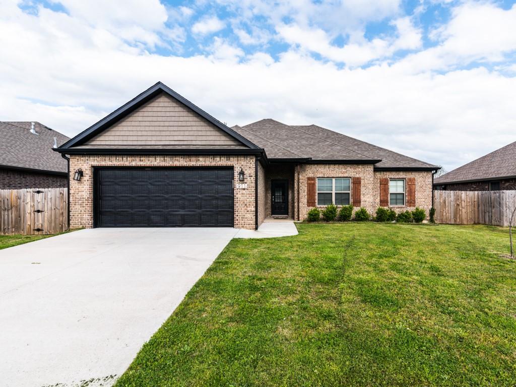 Foto principal - 911 Bob Glen Cir