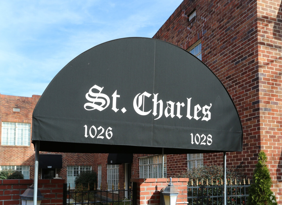 Building Photo - 1026 Saint Charles Ave NE