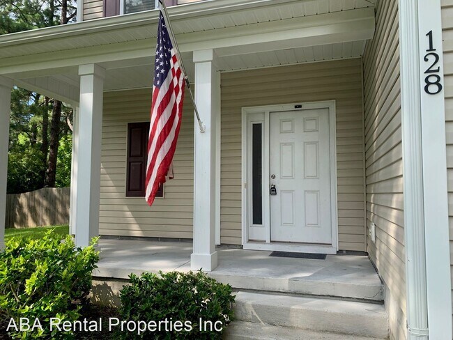 Building Photo - 3 br, 2 bath House - 128 Bayside Dr