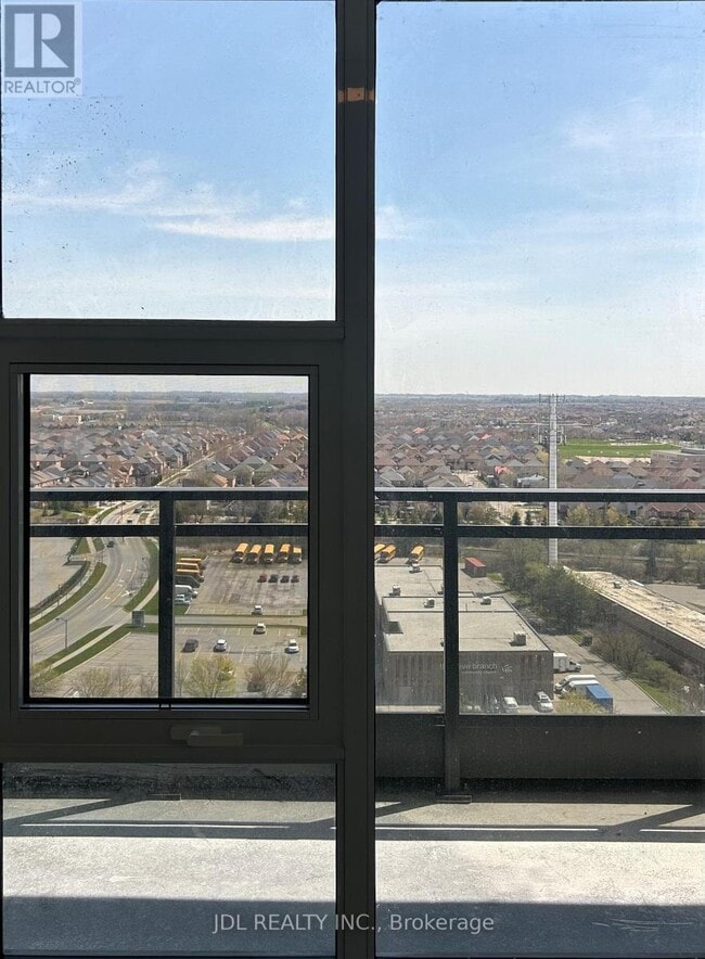 Photo du bâtiment - 9763 Markham Rd