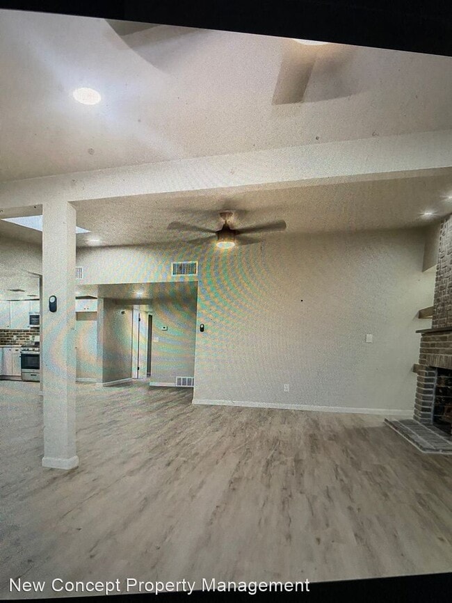 Building Photo - 4 br, 2 bath House - 436 E Seneca St