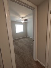 Building Photo - Gardenbrook