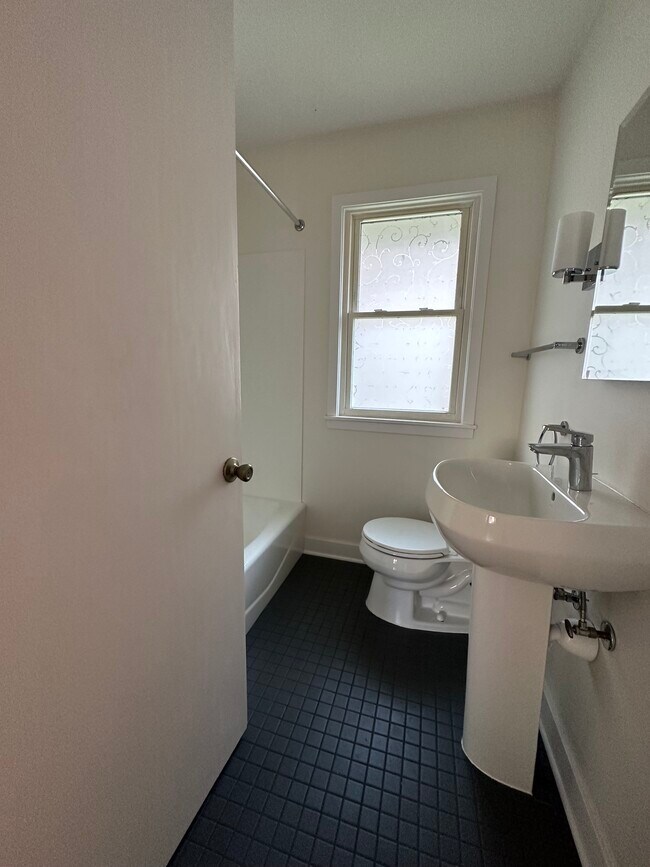Foto del edificio - 3207 W 47th St