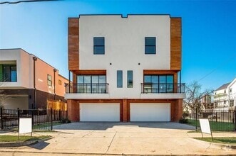 Building Photo - 1931 N Prairie Ave