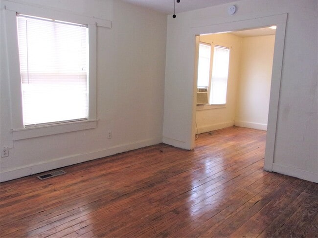 Photo - 523 SW 26th St Apartment