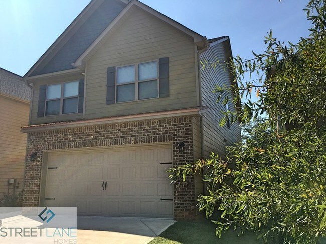 Foto del edificio - 303 Clover Brook Dr