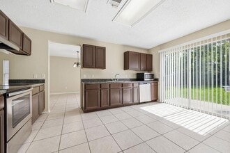 Building Photo - 1109 Bradbury Ln