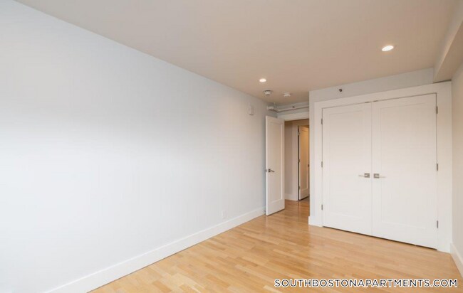 Foto del edificio - 1410 Columbia Rd