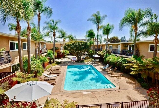 Charming and quiet condo - 4570 54th St