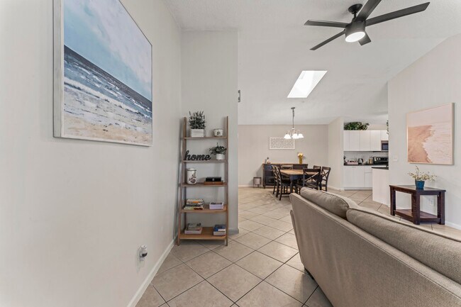 Building Photo - 8745 Sol Terrace