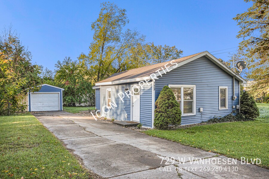 729 W Van Hoesen Blvd, Portage, MI 49024 House Rental in Portage, MI