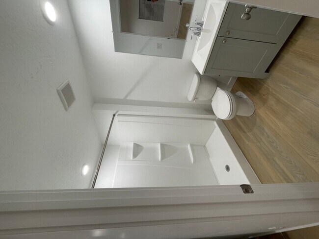 Foto del edificio - 3502 Swift Ln