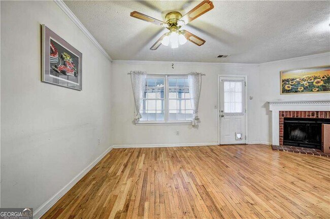 Building Photo - 5615 Executive Way