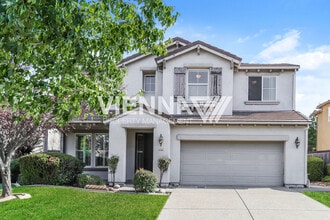 Building Photo - 6768 Maple Creek Dr