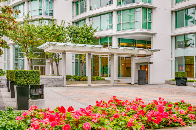 Photo du bâtiment - Bayshore Outlook